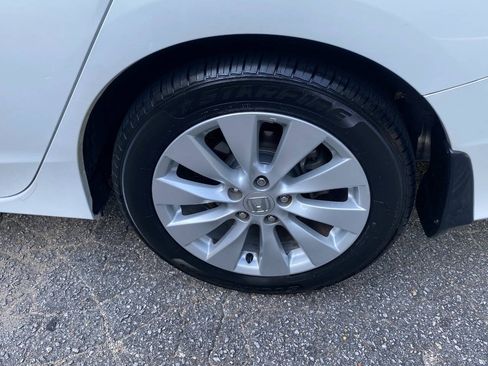 Used 2014 Honda Accord EX-L image 9