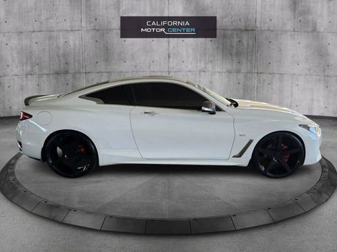 Used 2017 INFINITI Q60 3.0t w/ Premium Plus Package 3.0T RWD image 4
