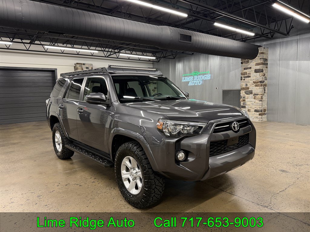 Used 2020 Toyota 4Runner SR5 AWD/4WD image 1