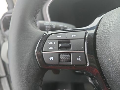 Used 2024 Honda Pilot EX-L image 18