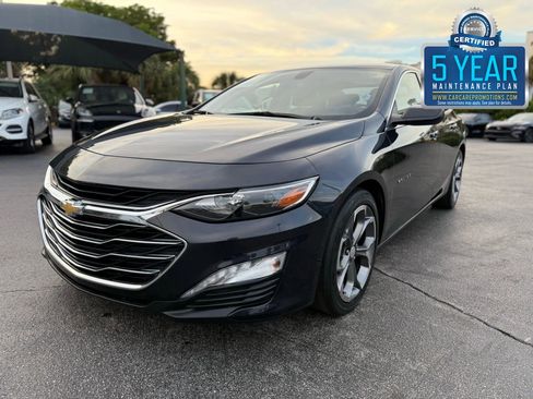 Used 2022 Chevrolet Malibu LT image 1