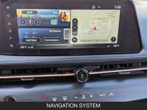 Used 2024 Nissan Ariya FWD image 18