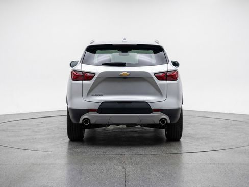 Used 2025 Chevrolet Blazer LT FWD image 7
