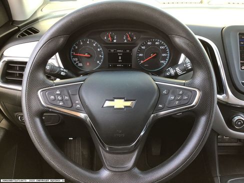 Used 2020 Chevrolet Equinox LS w/ LS Convenience Package image 8