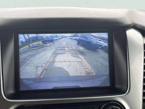 Used 2018 Chevrolet Tahoe LT image 35