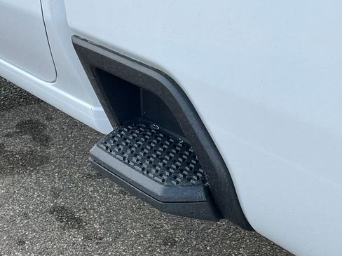 New 2026 GMC Sierra 2500 Pro w/ Convenience Package image 9