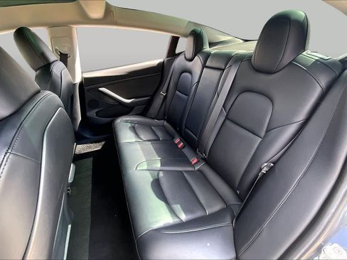Used 2023 Tesla Model 3 Standard Range RWD image 17