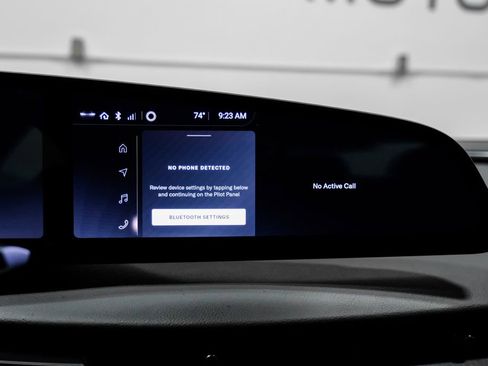 Used 2024 Lucid Air Touring image 29