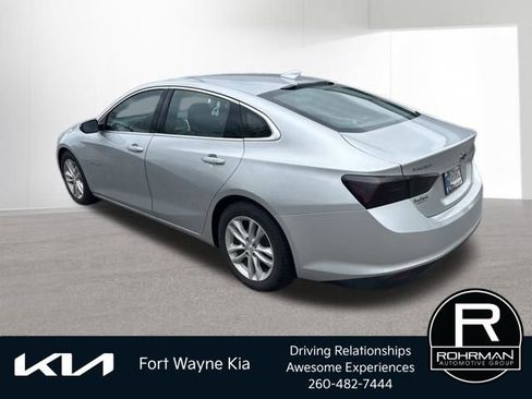 Used 2016 Chevrolet Malibu LT image 3