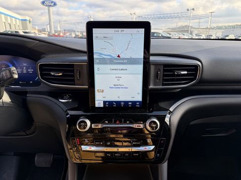 Used 2021 Ford Explorer ST w/ Equipment Group 401A image 15