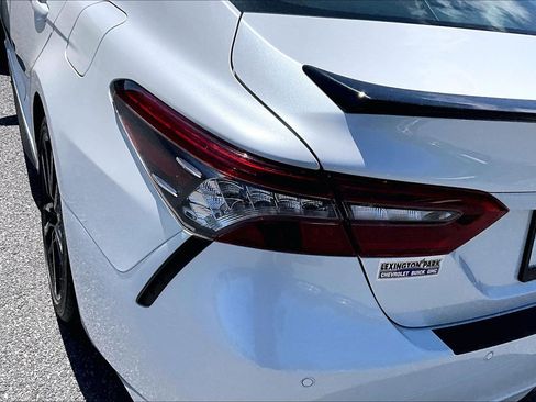 Used 2022 Toyota Camry XSE w/ Navigation Package image 33