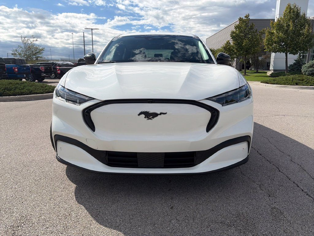 Used 2025 Ford Mustang Mach-E Premium AWD/4WD image 2