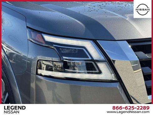 Used 2023 Nissan Armada SL image 10