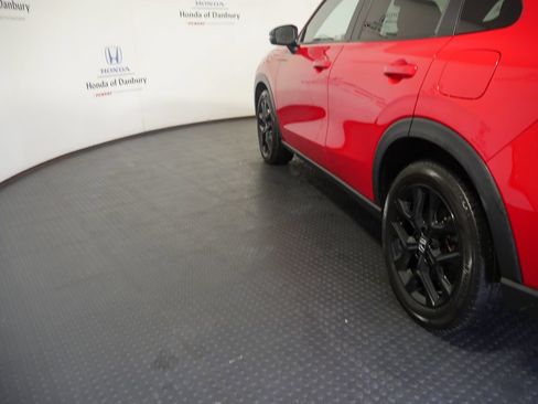 Used 2024 Honda HR-V Sport image 11