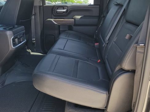 Used 2021 GMC Sierra 3500 Denali w/ Denali Black Diamond Edition AWD/4WD image 8