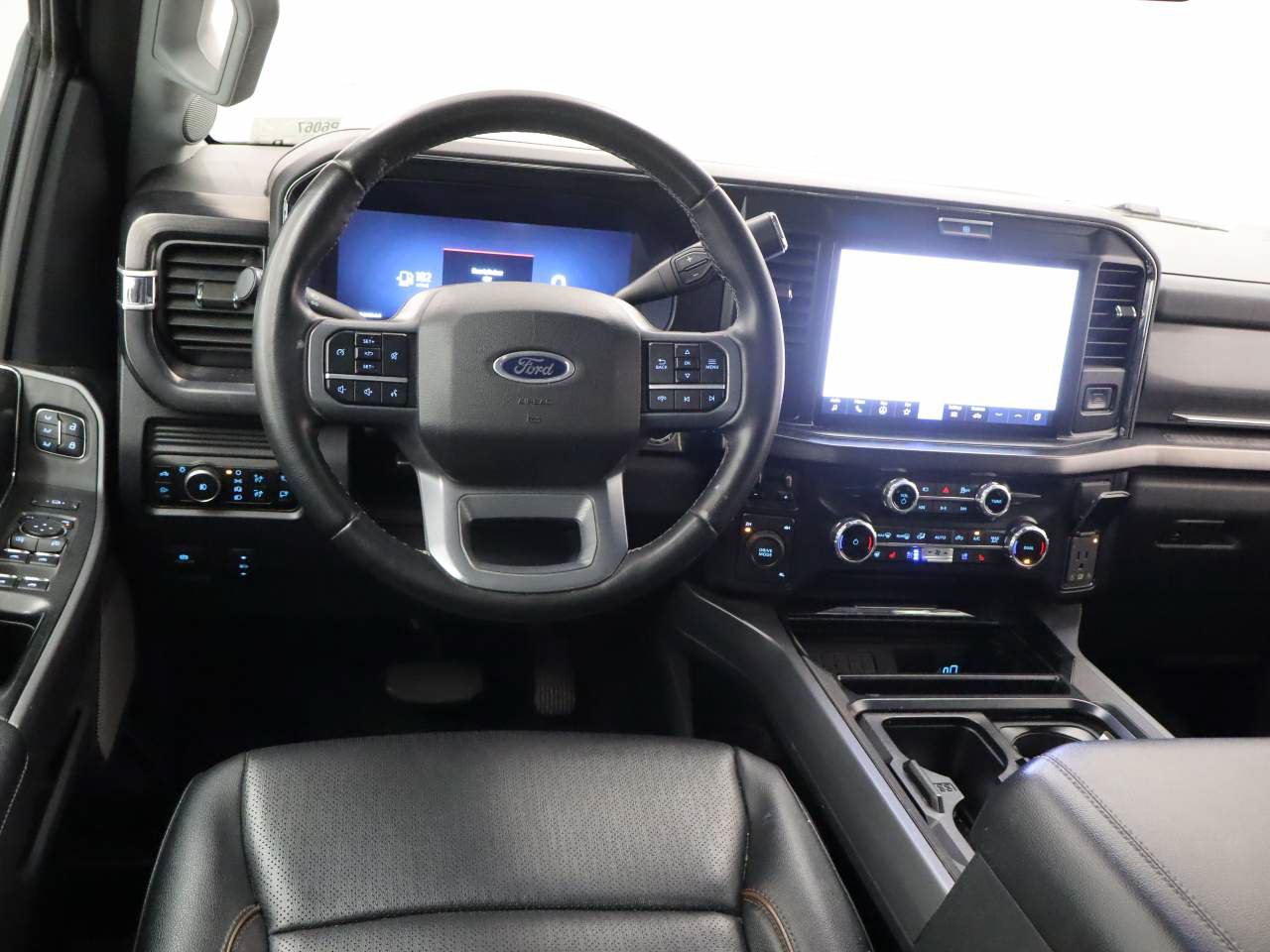 Used 2026 Ford F250 Lariat AWD/4WD image 4
