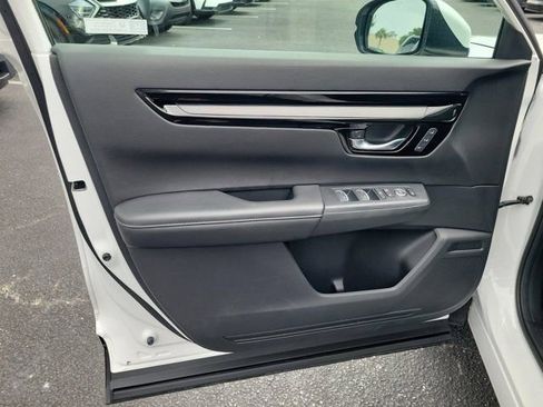 Used 2025 Honda CR-V EX-L image 17