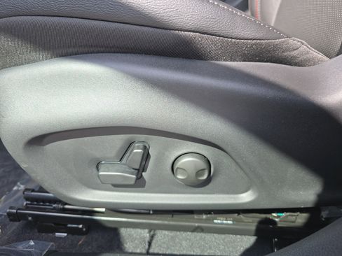 New 2025 Jeep Compass Trailhawk w/ Trailhawk Elite Group image 12