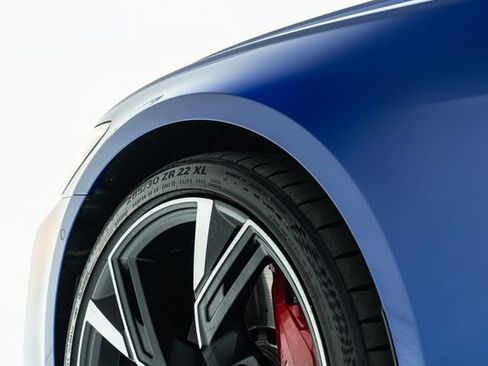 Used 2023 Audi RS 6 w/ Executive Package AWD/4WD image 21