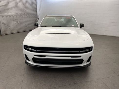 New 2026 Dodge Charger R/T AWD/4WD image 9