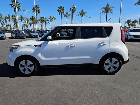 Used 2016 Kia Soul Base image 8