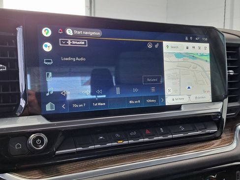 Used 2022 Chevrolet Silverado 1500 RST image 16