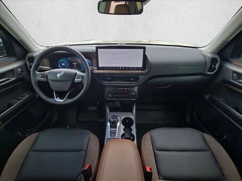 Used 2025 Ford Bronco Sport Outer Banks w/ Outer Banks Tech Package+ AWD/4WD image 15
