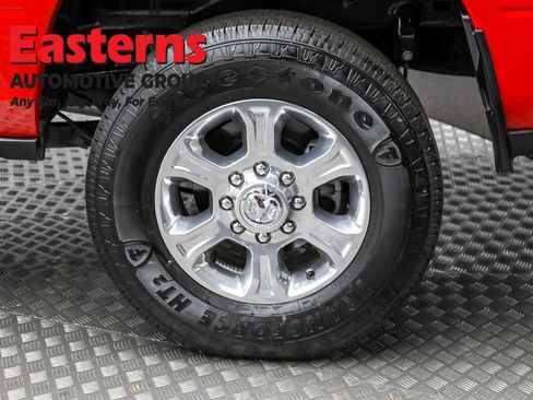 Used 2024 RAM 2500 Big Horn w/ Sport Appearance Package image 8