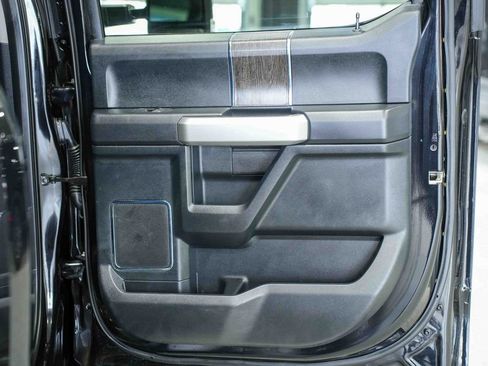 Used 2021 Ford F250 Lariat image 17