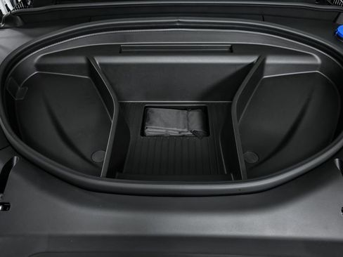 New 2025 Volvo EX90 Plus w/ Protection Package Premier AWD/4WD image 36