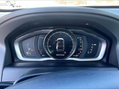 Used 2017 Volvo XC60 T5 Inscription w/ Advanced Package image 15