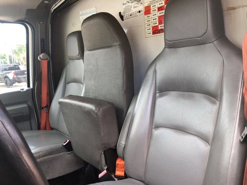 Used 2014 Ford E-350 and Econoline 350 Super Duty image 6