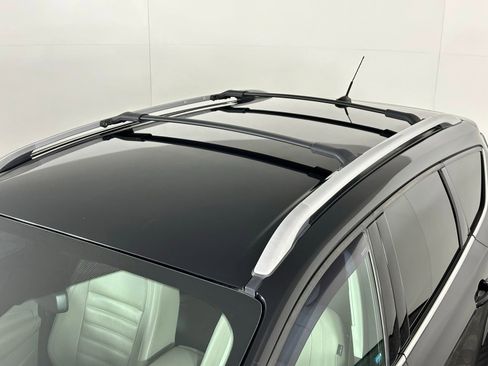 Used 2017 Ford Escape Titanium image 19