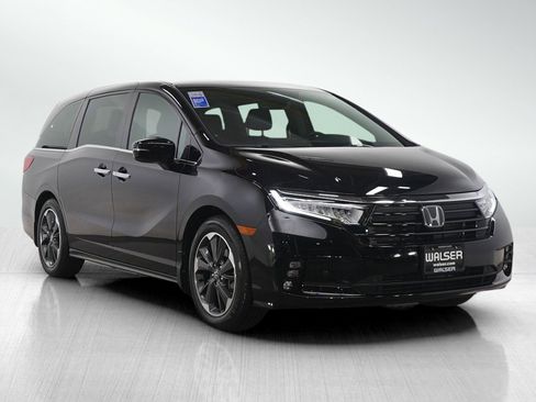 Used 2023 Honda Odyssey Elite image 7