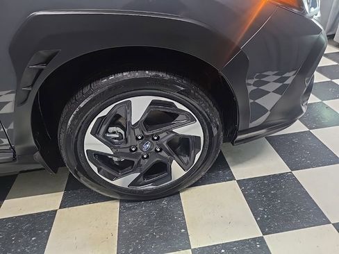 Used 2025 Subaru Crosstrek 2.5i Limited w/ Popular Package #3A image 4