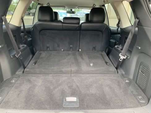 Used 2018 Nissan Pathfinder SL AWD/4WD image 11