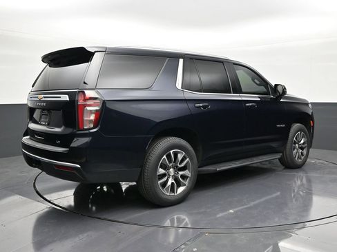 Used 2022 Chevrolet Tahoe LT w/ LT Signature Package image 5