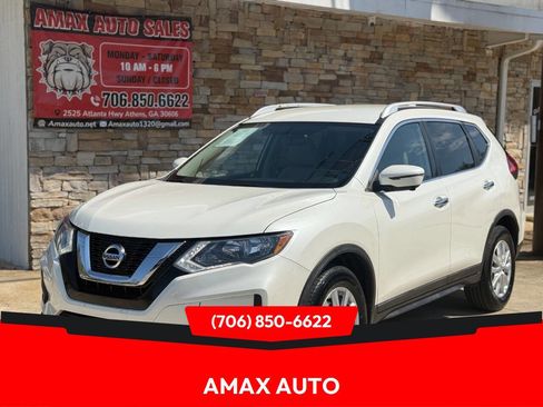 Used 2017 Nissan Rogue SV w/ SV Premium Package image 1