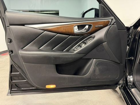 Used 2015 INFINITI Q50 4dr Sdn Premium AWD w/ Deluxe Touring Package image 29