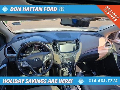 Used 2017 Hyundai Santa Fe Limited image 7