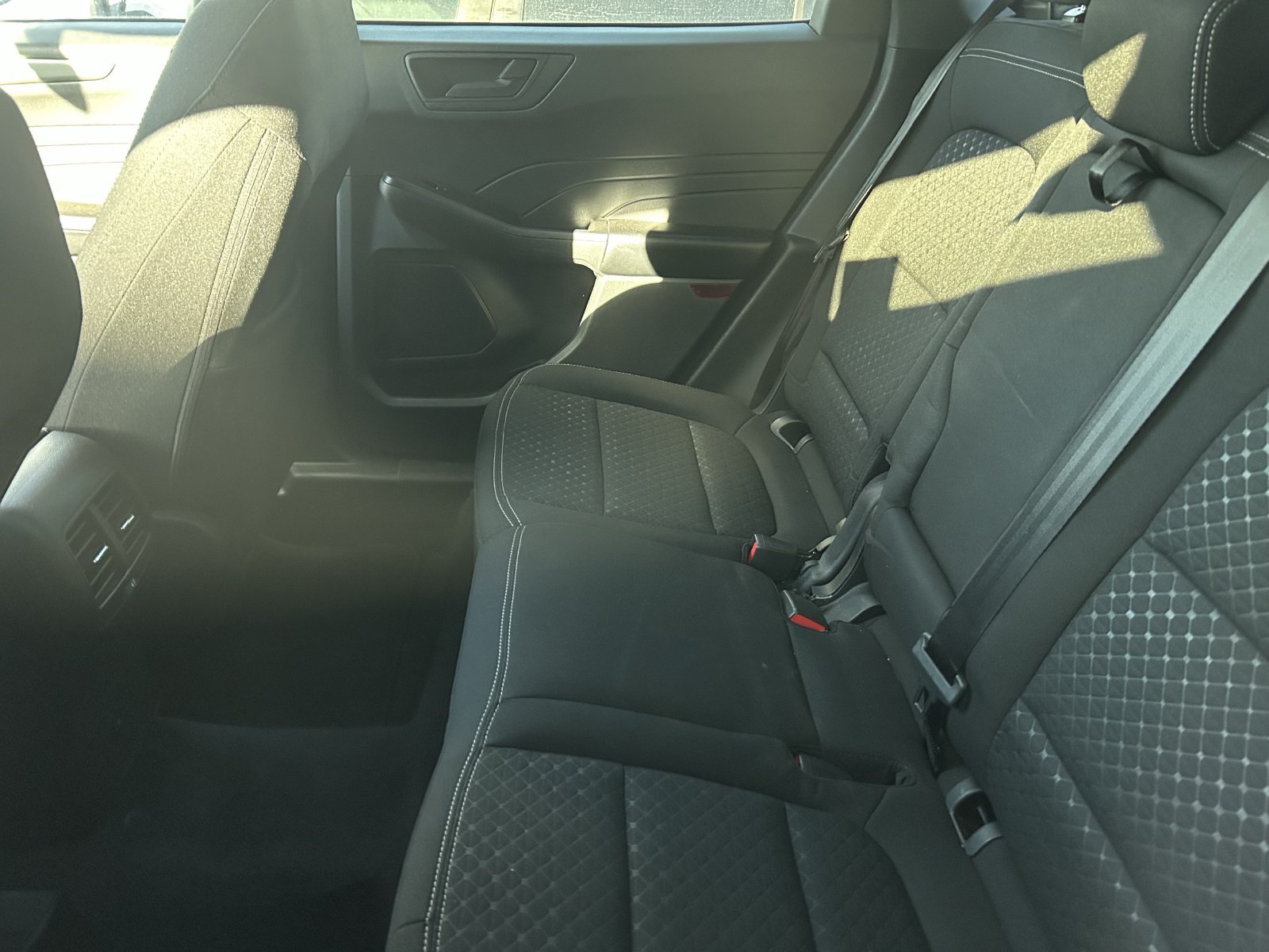 Used 2025 Ford Escape Active AWD/4WD image 11
