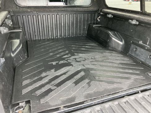 Used 2021 Toyota Tacoma SR5 image 27