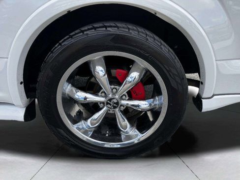 Used 2018 Ford F150 Lariat w/ Equipment Group 502A Luxury image 84