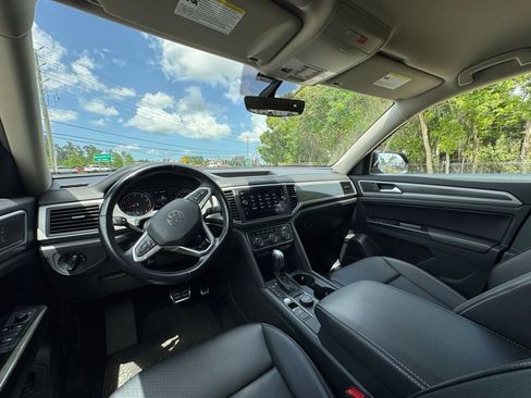 Used 2021 Volkswagen Atlas SE w/ Towing Package AWD/4WD image 18