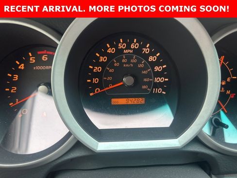 Used 2009 Toyota 4Runner SR5 image 3