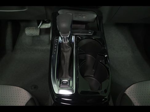 New 2026 Chevrolet Trax LT FWD image 18