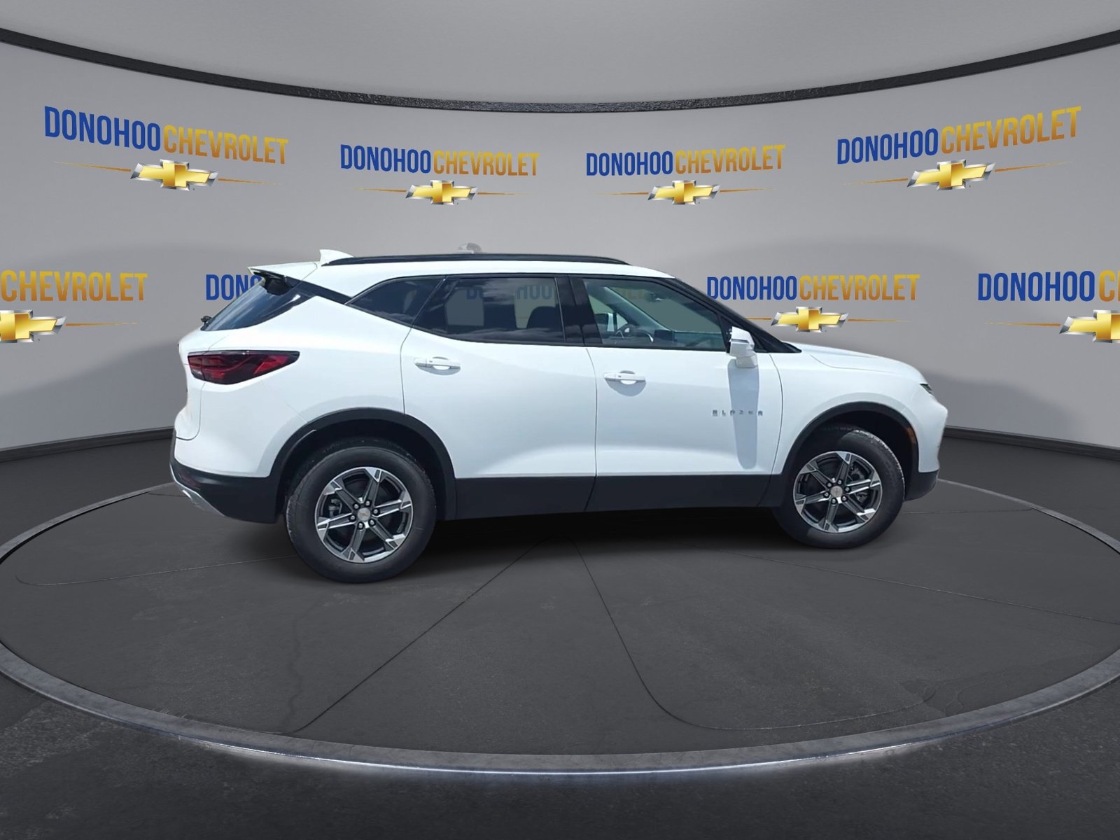 New 2026 Chevrolet Blazer LT FWD image 9