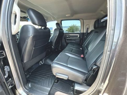 Used 2018 RAM 2500 Laramie w/ Sport Appearance Group AWD/4WD image 21