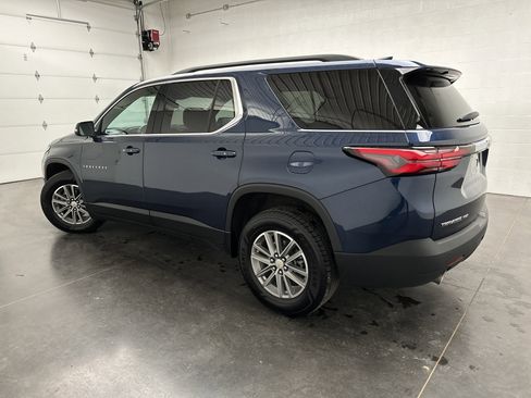 Used 2022 Chevrolet Traverse LT AWD/4WD image 7