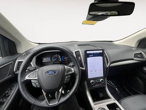 Certified 2023 Ford Edge SEL w/ Convenience Package AWD/4WD image 10
